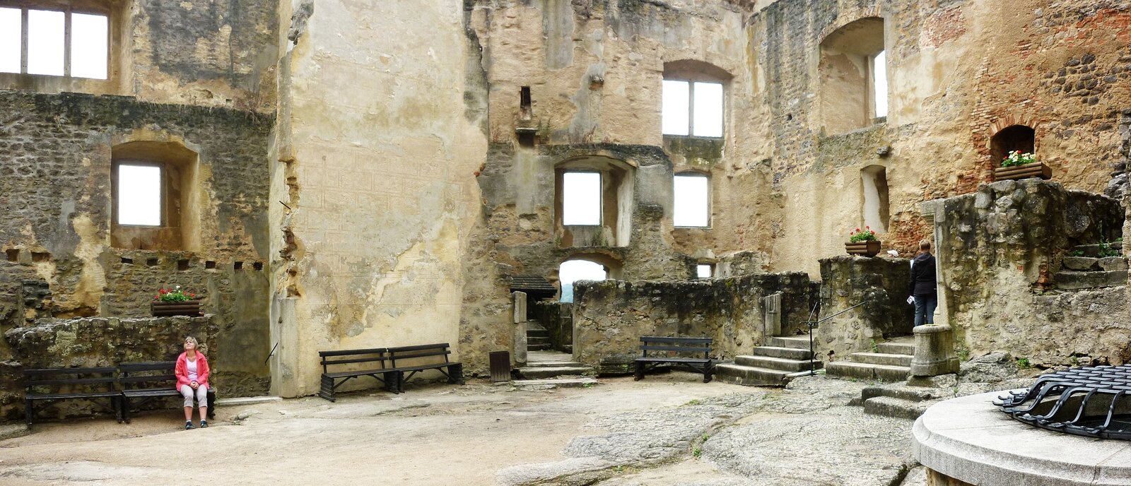 Hrad Landštejn — středověký hrad nedaleko Penzionu Lada, Česká Kanada